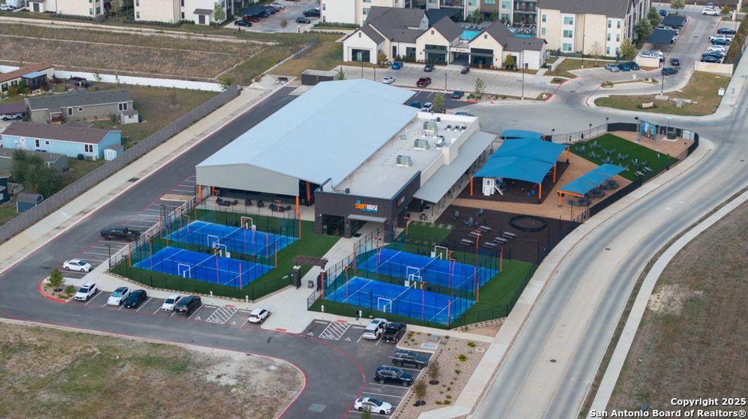 Community amenities in , New Braunfels (Image 17).