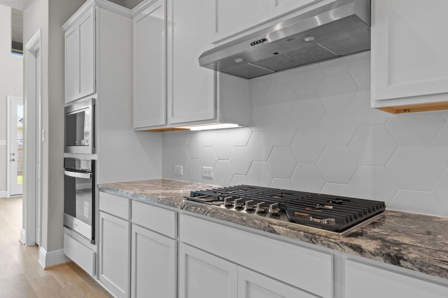 Close-up of interior finishes inside a home in Coastal Point, League City (Image 12). Close-up of interior finishes inside a home in Coastal Point, League City (Image 12).