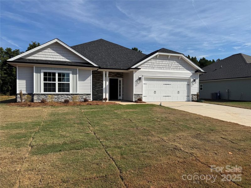 Front exterior of a new home in Kerns Ridge, Salisbury, NC, highlighting curb appeal (Image 6).