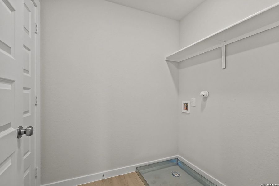 Spacious, unfurnished interior of a new home in Applewhite Meadows, San Antonio (Image 19). Spacious, unfurnished interior of a new home in Applewhite Meadows, San Antonio (Image 19).