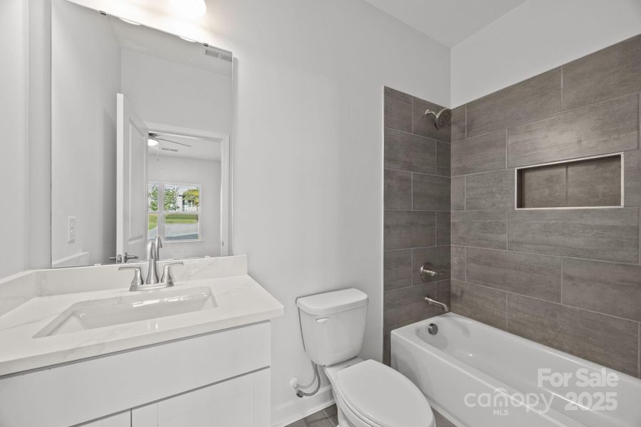 Furnished interior view inside a new home in , Gastonia (Image 5).