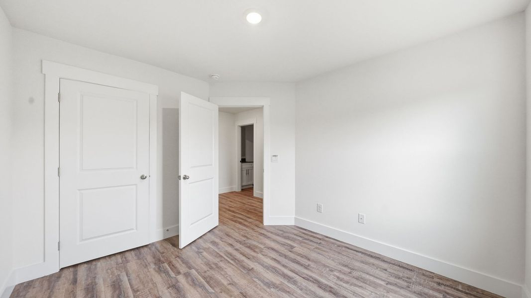 Spacious, unfurnished interior of a new home in The Arbor Townhomes, Kingsport (Image 18).