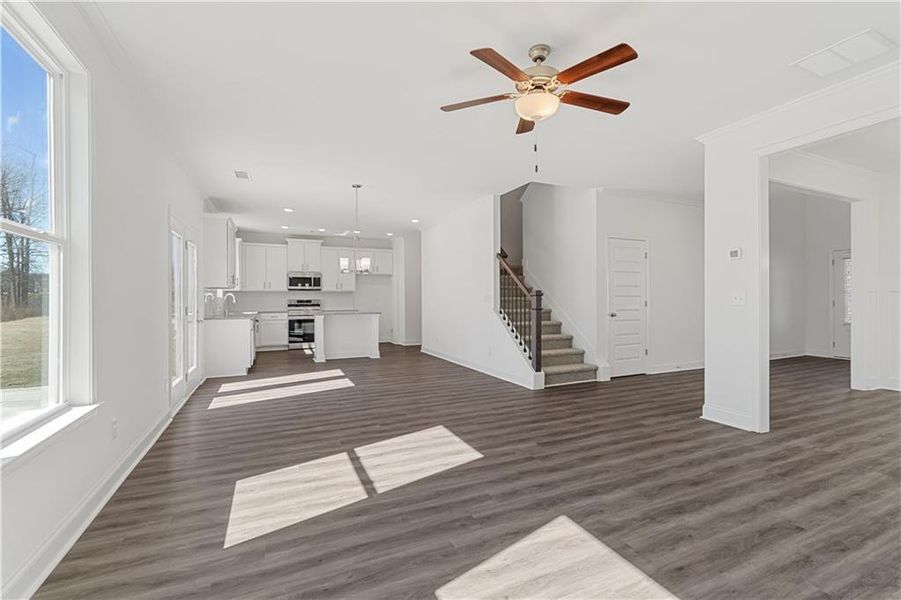 Spacious, unfurnished interior of a new home in Highland Park, Stonecrest (Image 10).