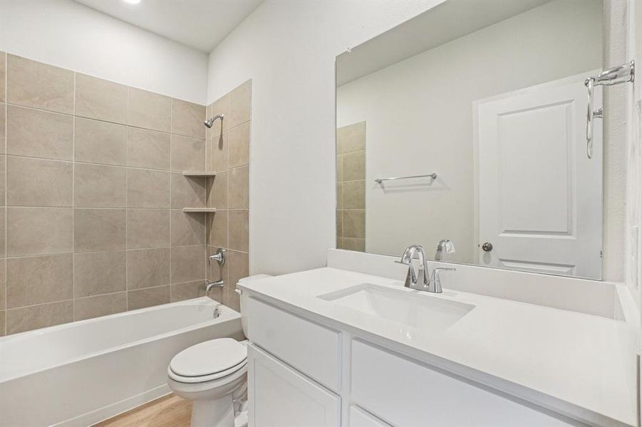 Furnished interior view inside a new home in Lone Oak, Alvarado (Image 14).