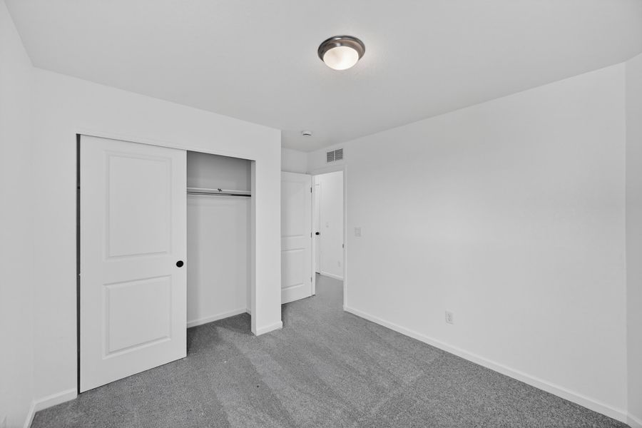 Spacious, unfurnished interior of a new home in Sky Ranch, Watkins (Image 31). Spacious, unfurnished interior of a new home in Sky Ranch, Watkins (Image 31).