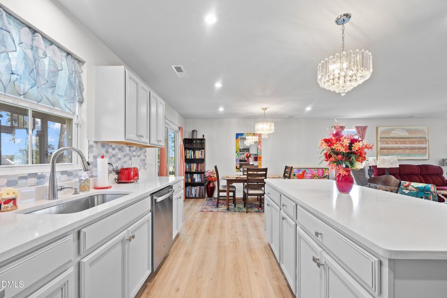 16-8529 Kenridge Ln _2328