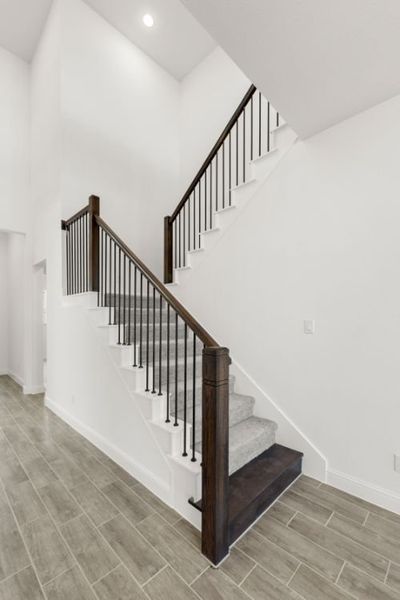 Representative unfurnished interior of a home built from the Grayson by UnionMain Homes in Cambridge Crossing, Celina (Image 43).