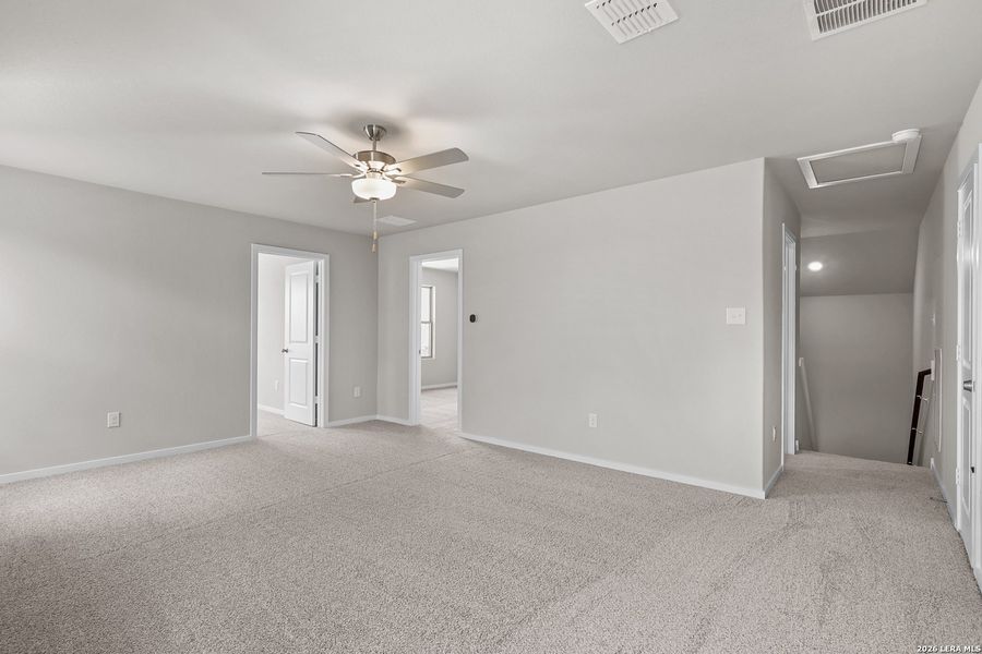 Spacious, unfurnished interior of a new home in Summerlin, San Antonio (Image 18). Spacious, unfurnished interior of a new home in Summerlin, San Antonio (Image 18).