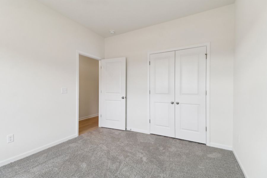 Representative unfurnished interior of a home built from the Darcy II by Great Southern Homes in Shady Grove, Conway (Image 22).