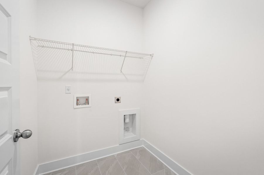 Representative unfurnished interior of a home built from the The Cottonwood E by Davidson Homes LLC in Woods Crossing, Gallatin (Image 30).