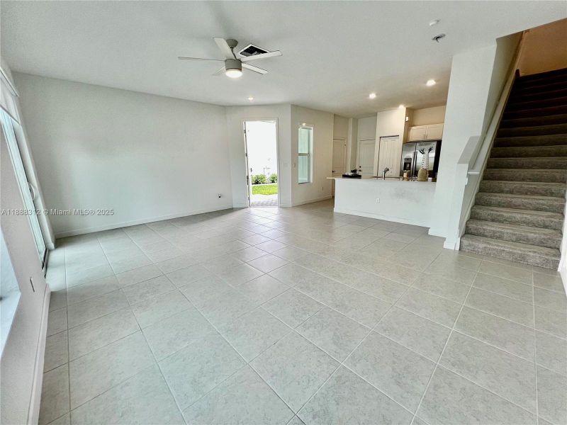 Spacious, unfurnished interior of a new home in , Lake Worth (Image 30). Spacious, unfurnished interior of a new home in , Lake Worth (Image 30).
