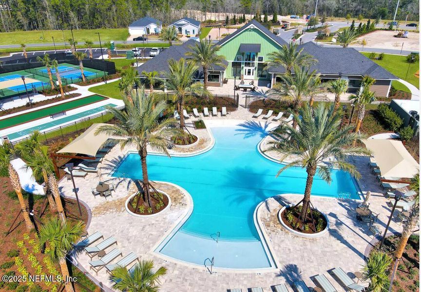 Community amenities in Edenbrooke at Hyland Trail | 55+: Edenbrooke at Hyland Trail 60s, Green Cove Springs (Image 19).