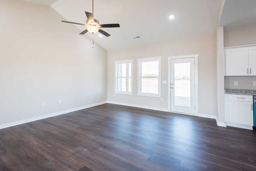 Representative unfurnished interior of a home built from the Jackson by Foundation Home Builders LLC in Northwyck Drive, Pikeville (Image 21).