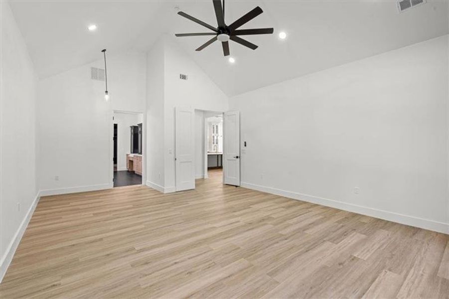 Spacious, unfurnished interior of a new home in , Lilburn (Image 38). Spacious, unfurnished interior of a new home in , Lilburn (Image 38).