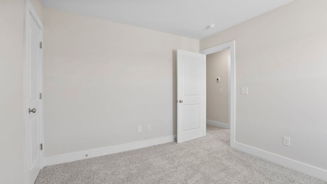 Representative unfurnished interior of a home built from the Atwood by D.R. Horton in Edgewood Estates, Greenville (Image 27).