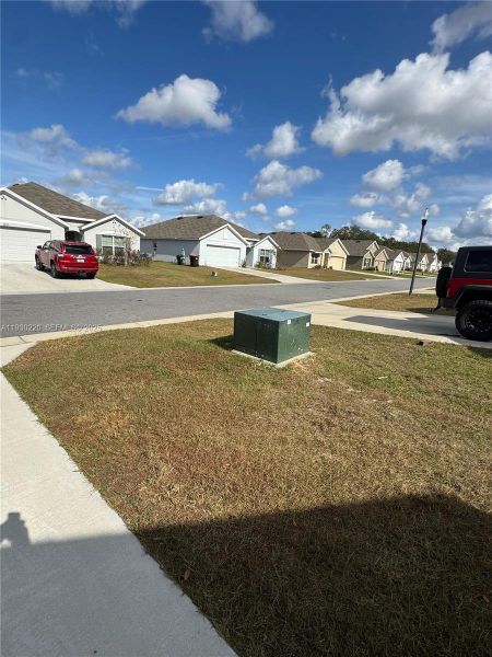 Community amenities in Autumn Glen, Belleview (Image 23).