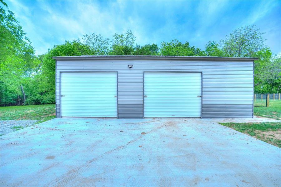 Exterior details and patio area of a home in , Springtown (Image 26).