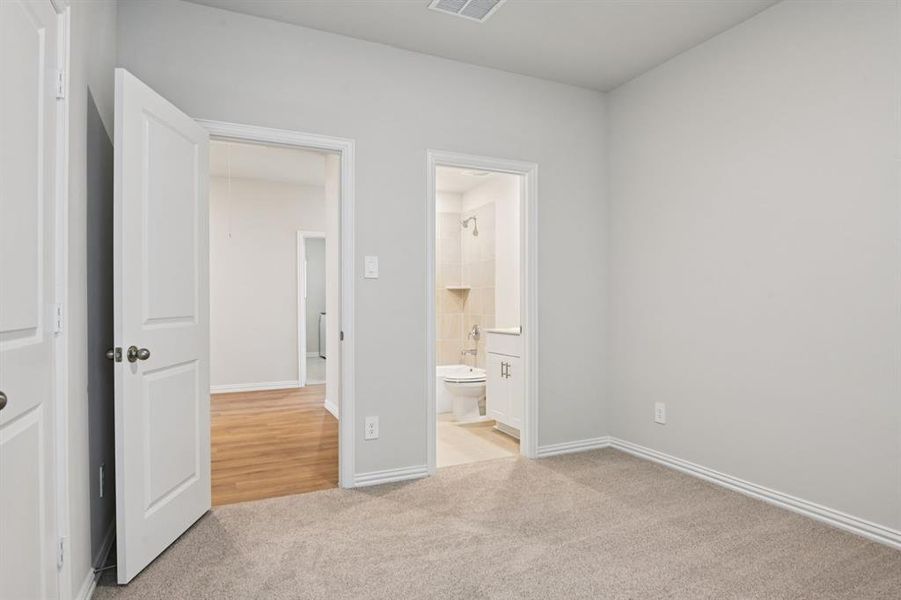 Spacious, unfurnished interior of a new home in Lakehaven - Signature Series, Farmersville (Image 18). Spacious, unfurnished interior of a new home in Lakehaven - Signature Series, Farmersville (Image 18).