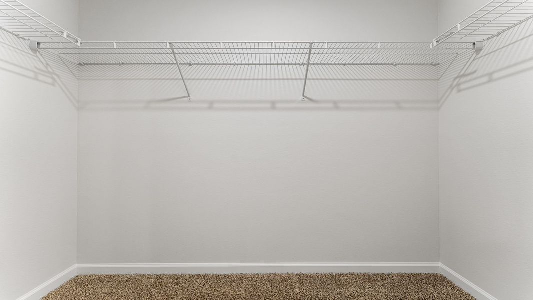 Representative unfurnished interior of a home built from the Callaway by D.R. Horton in Sunny Hills, Chipley (Image 22).