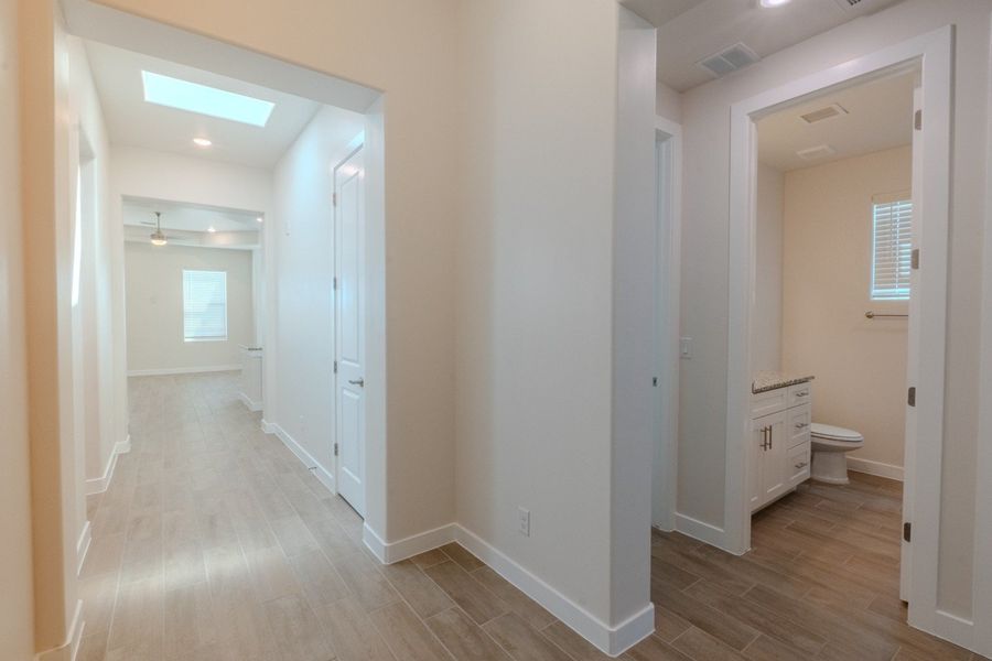 Spacious, unfurnished interior of a new home in Emerald Estates, El Paso (Image 32).