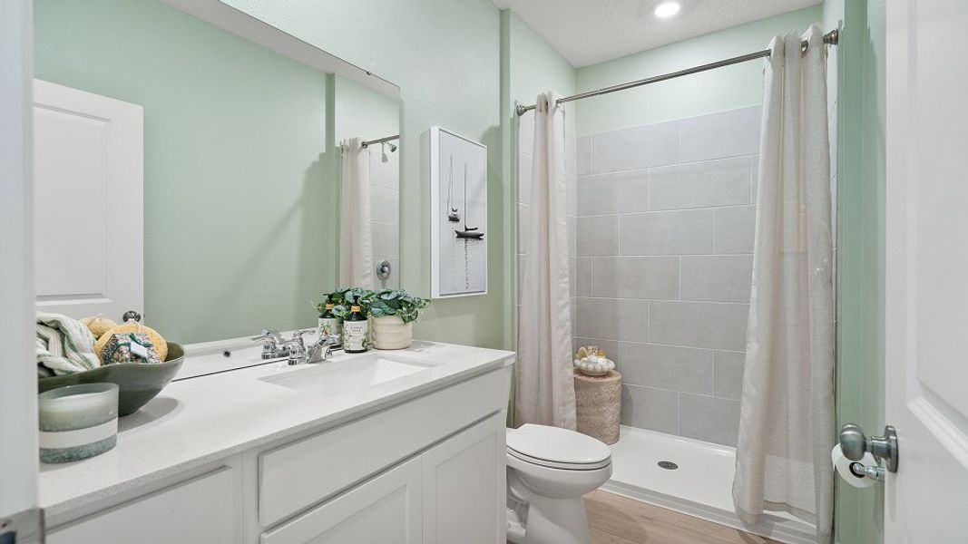 Grove Core FL N122 Mc Cartney NG Bath F1 Base2 12 19 25 Grove Core FL N122 Mc Cartney NG Bath F1 Base2 12 19 25