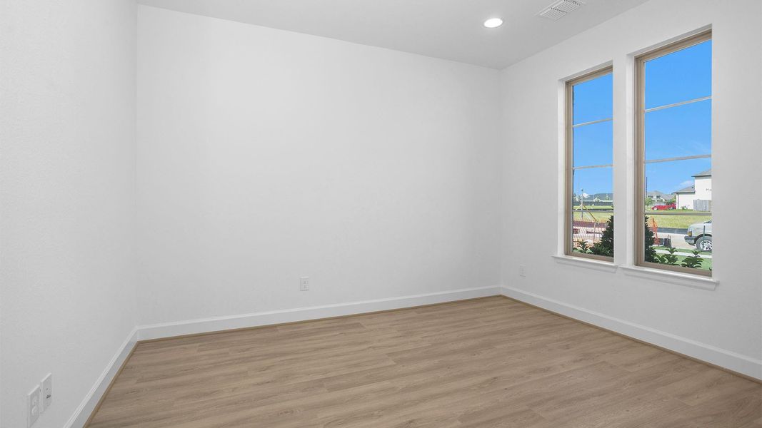 Spacious, unfurnished interior of a new home in Valencia, Manvel (Image 13). Spacious, unfurnished interior of a new home in Valencia, Manvel (Image 13).
