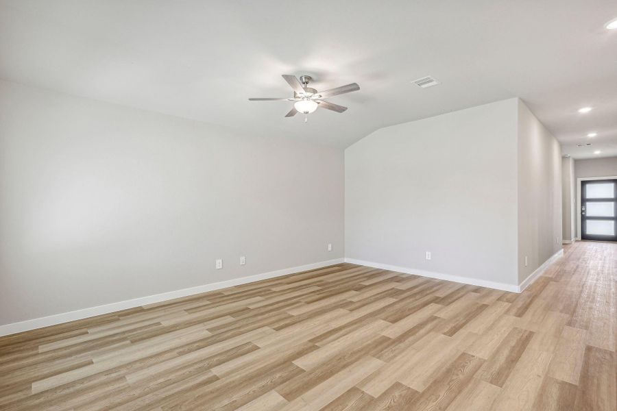 Photo is not of the actual home but is an inspirational photo of builder’s model home and may depict options, furnishings, and/or decorator features that are not included.