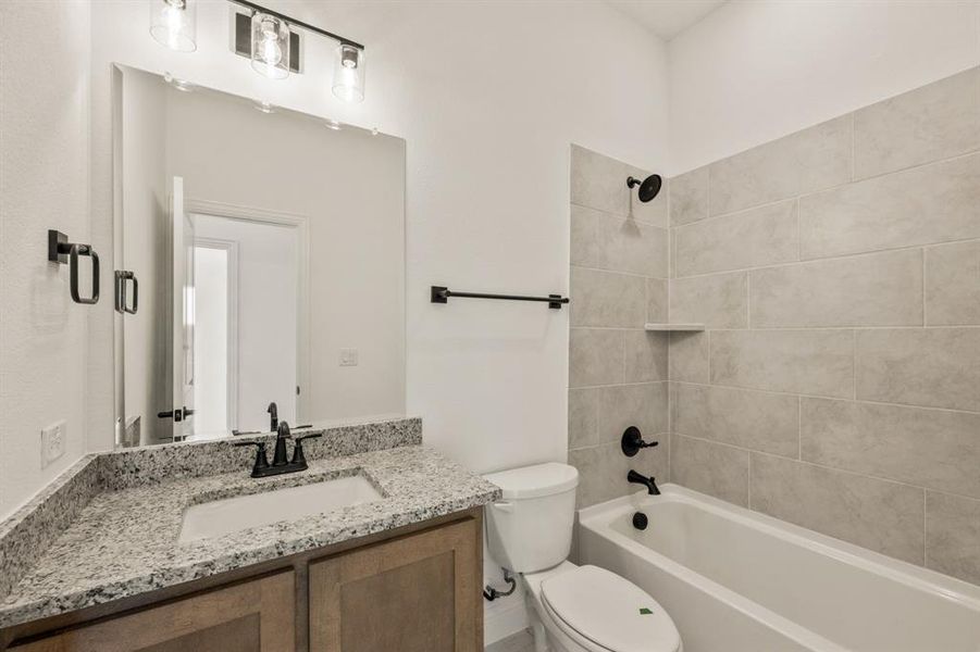 Image 35 of a home in Stone River Glen 50s. Image 35 of a home in Stone River Glen 50s.