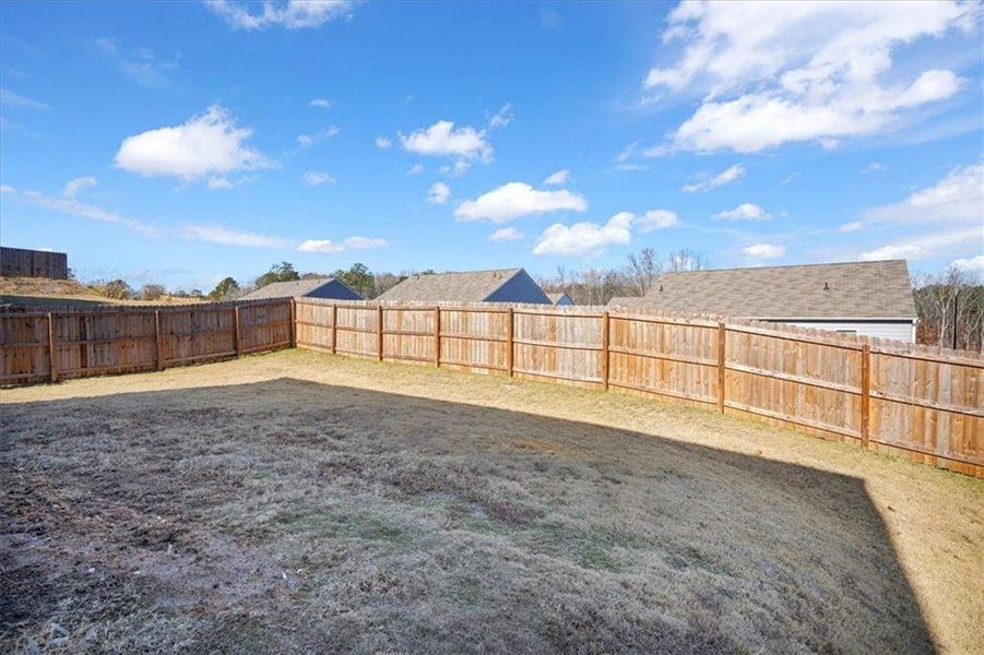 Exterior details and patio area of a home in , Dallas (Image 23).