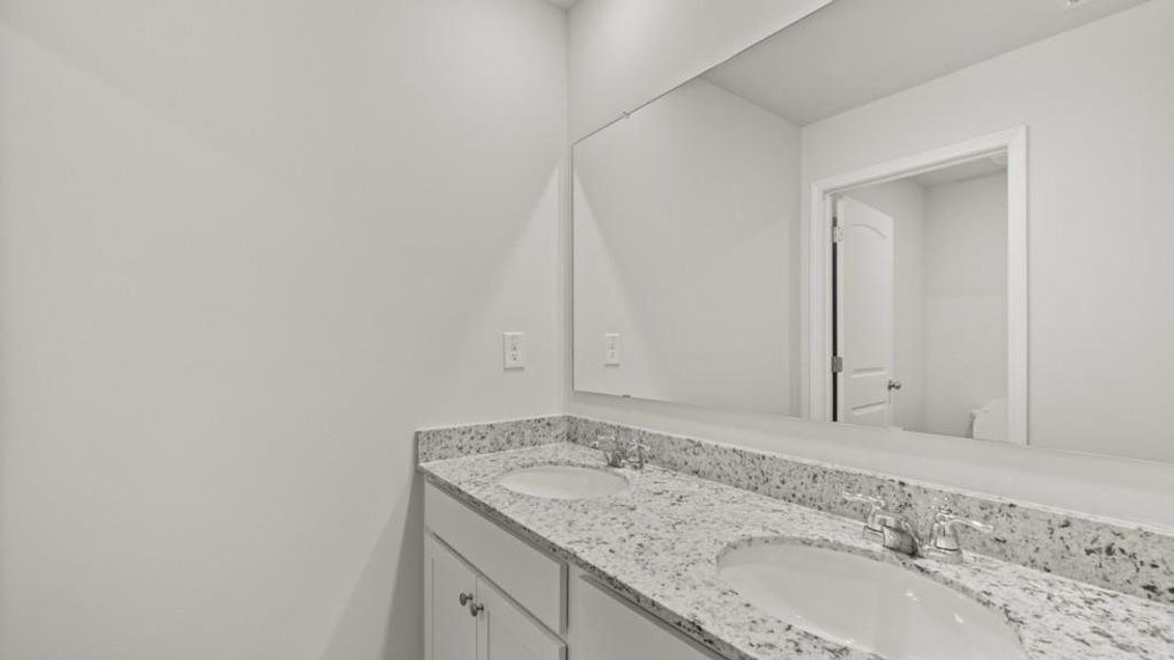 Image 33 of a home in South Wind.