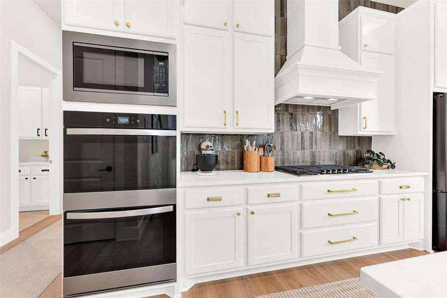 Furnished interior view inside a new home in , Frisco (Image 27).