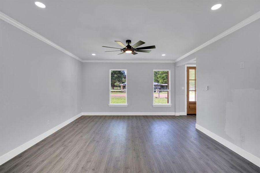 Spacious, unfurnished interior of a new home in , Kemp (Image 13).