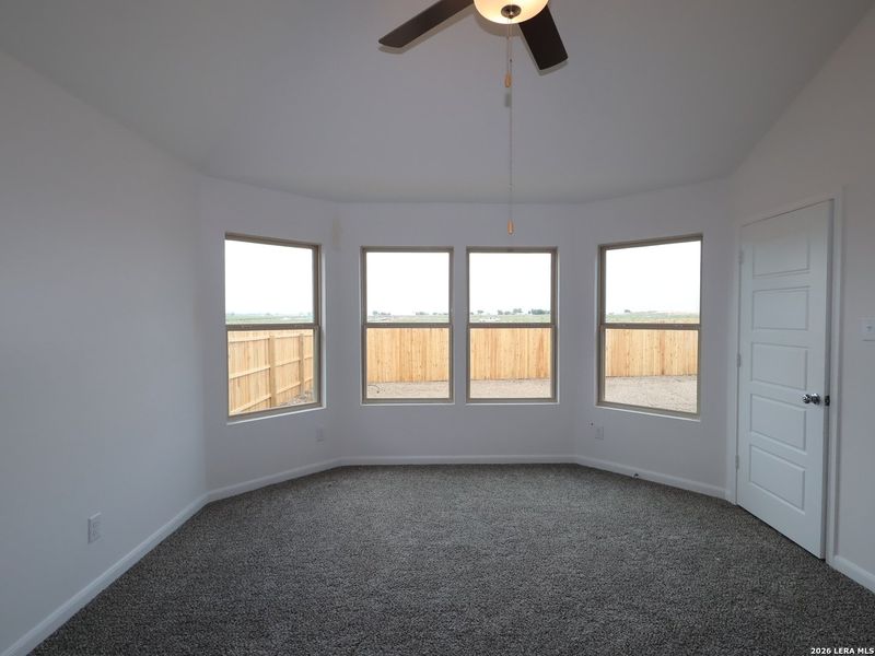 Spacious, unfurnished interior of a new home in Meadows at Clear Springs, New Braunfels (Image 24).