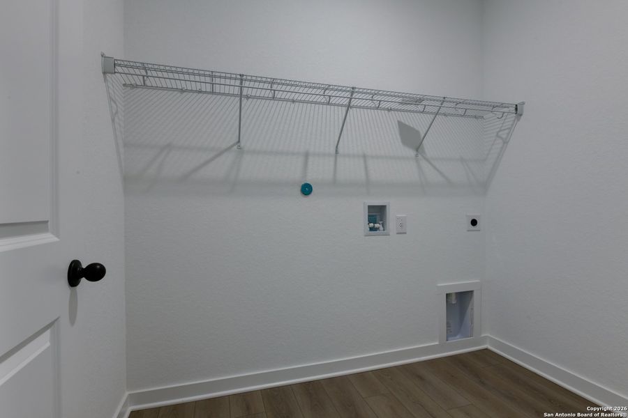 Spacious, unfurnished interior of a new home in Saddlebrook Ranch, Schertz (Image 27).