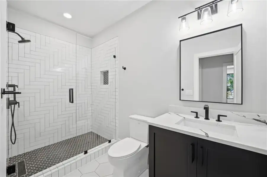Furnished interior view inside a new home in , Roswell (Image 9).