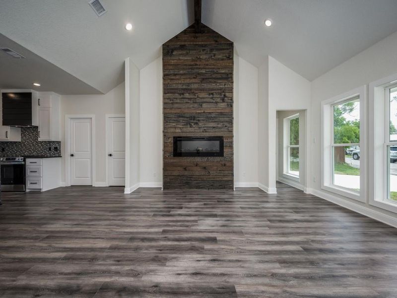 Image 25 of a home in . Image 25 of a home in .