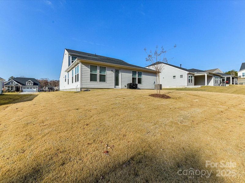 Exterior details and patio area of a home in Kinsdale, Lancaster (Image 25).