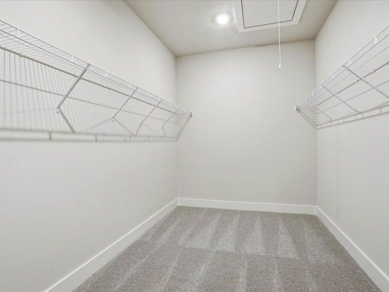 Spacious, unfurnished interior of a new home in Ashby Woods, Boiling Springs (Image 15).