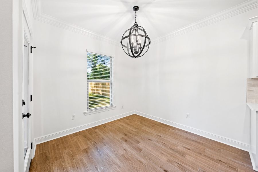 Spacious, unfurnished interior of a new home in Sentinel Ridge, Pace (Image 10).