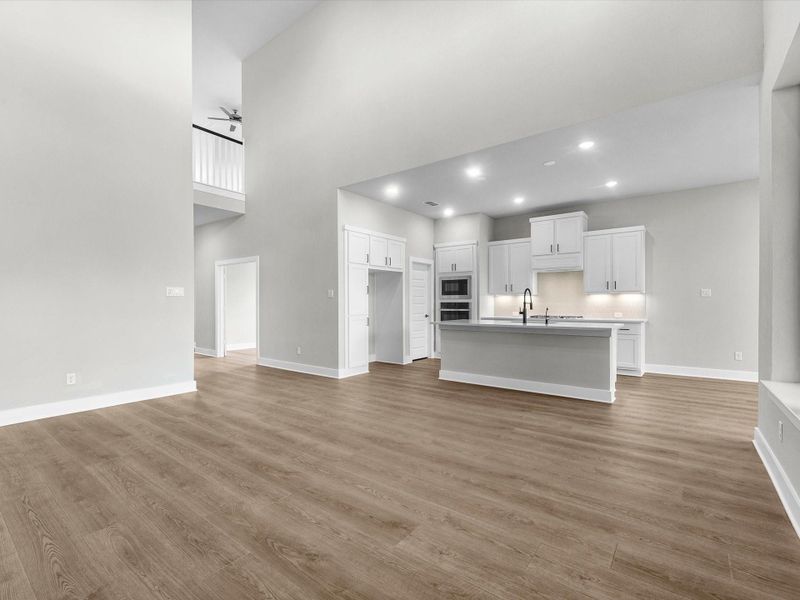 Spacious, unfurnished interior of a new home in Trillium, Richmond (Image 22).