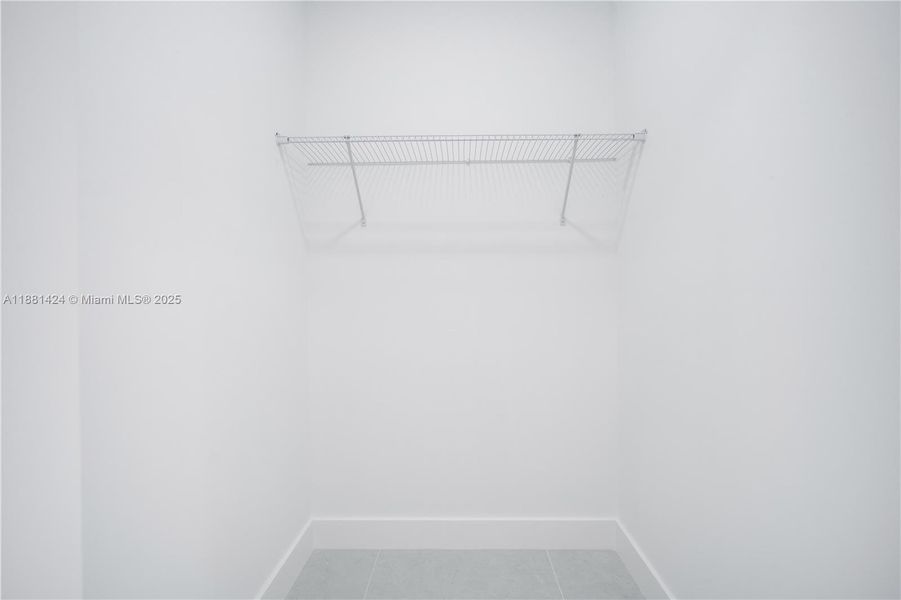 Spacious, unfurnished interior of a new home in , Port Charlotte (Image 26).