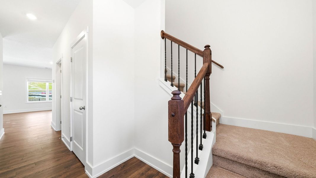 Spacious, unfurnished interior of a new home in Cherokee Crossing, Kodak (Image 13). Spacious, unfurnished interior of a new home in Cherokee Crossing, Kodak (Image 13).