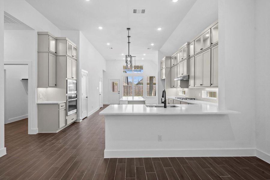 Photos are REPRESENTATIVE of the home /floor plan and are NOT of the actual home.  Selections, features, and room options may vary.