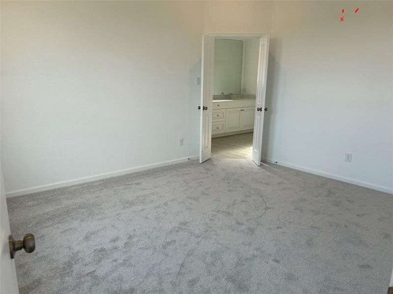 **Photos are illustrative only. This is not the actual home.**