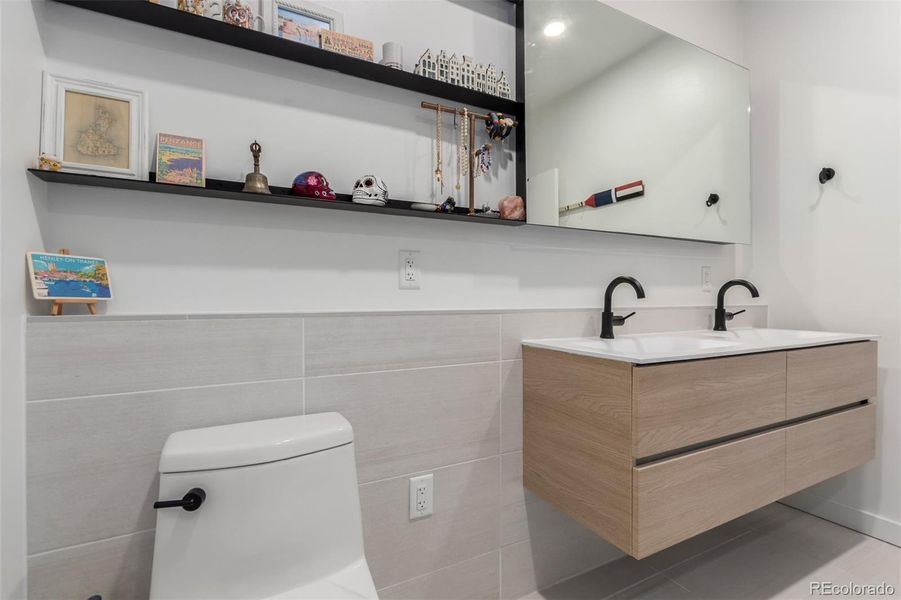 Image 29 of a home in .