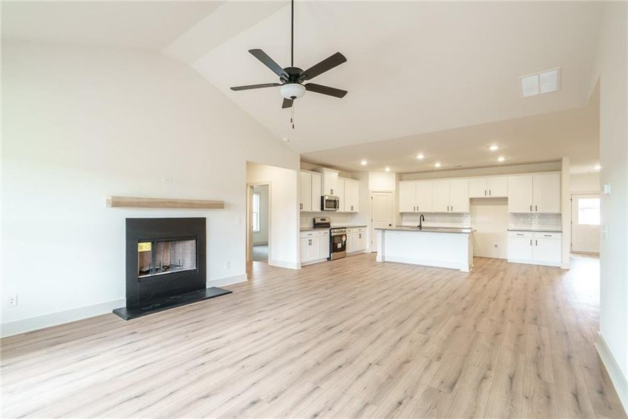 Spacious, unfurnished interior of a new home in , Good Hope (Image 40).
