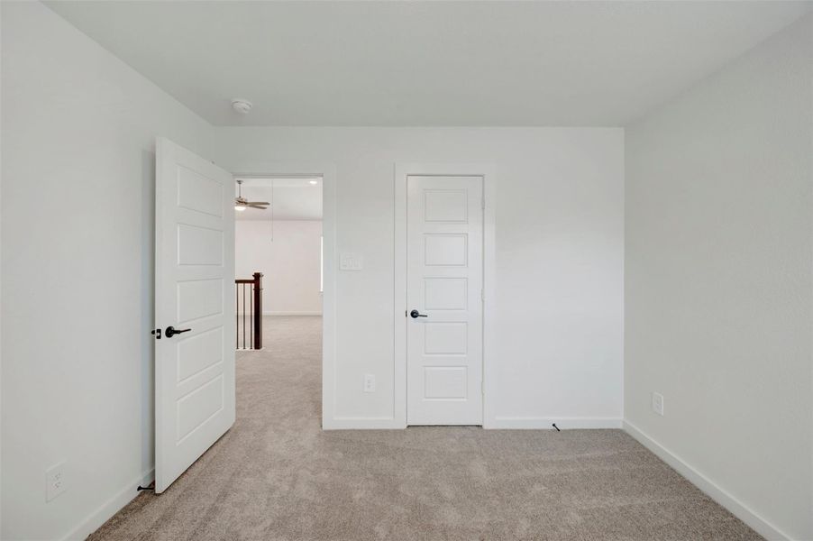 Spacious, unfurnished interior of a new home in Sorella, Tomball (Image 23).