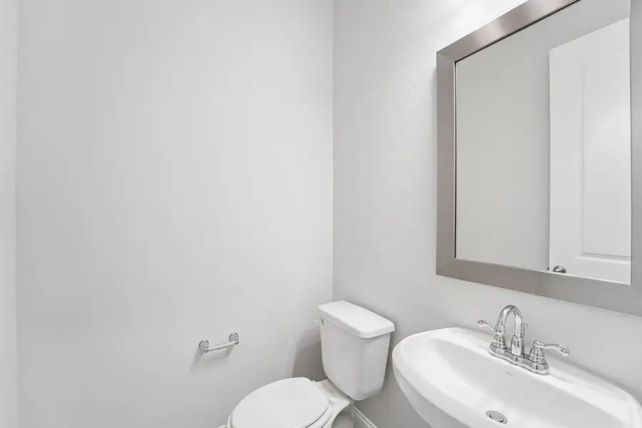 Furnished interior view inside a new home in WILDTREE 60', Montgomery (Image 20).