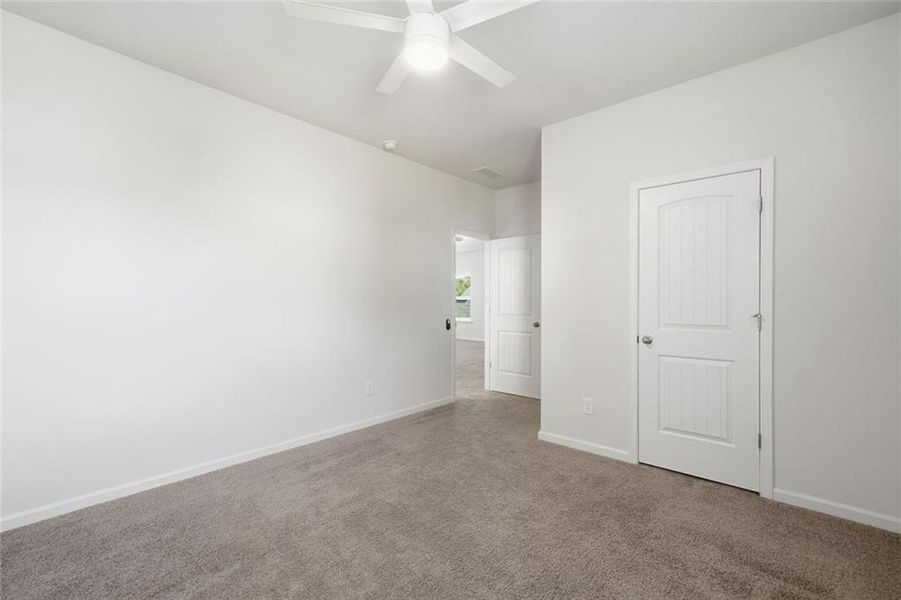 Spacious, unfurnished interior of a new home in , Calhoun (Image 28).