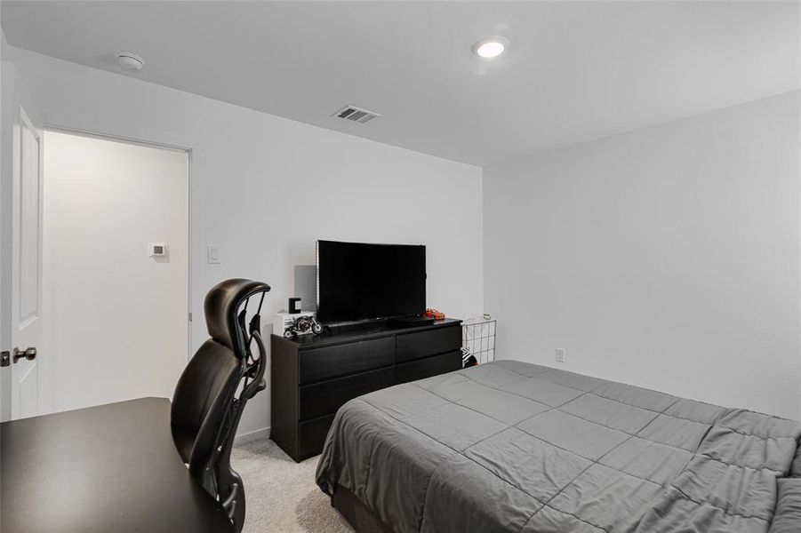 Furnished interior view inside a new home in , Fort Worth (Image 17).